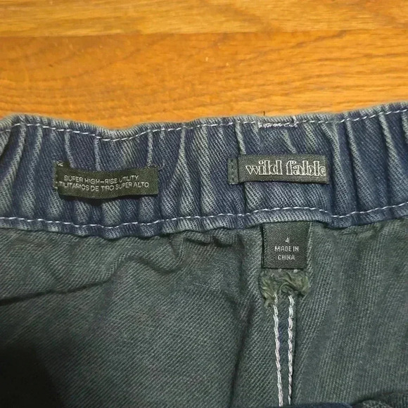 Wild Fable High-Rise Jean Shorts 4 - Picture 2 of 3